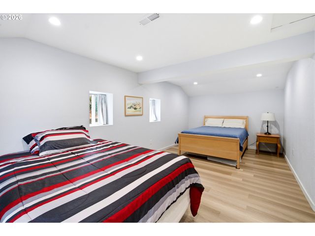 1349 Ne EAST DEVILS LAKE Rd, Otis, OR 97368