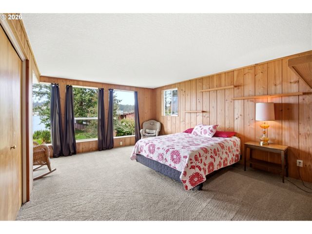 1349 Ne EAST DEVILS LAKE Rd, Otis, OR 97368