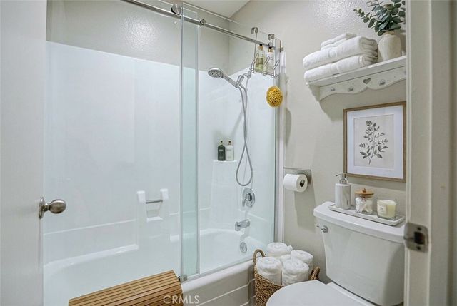 631 N Bristol 62, Santa Ana, CA 92703