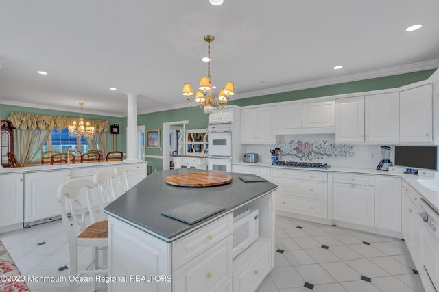 5 New York Boulevard, Sea Girt, NJ 08750