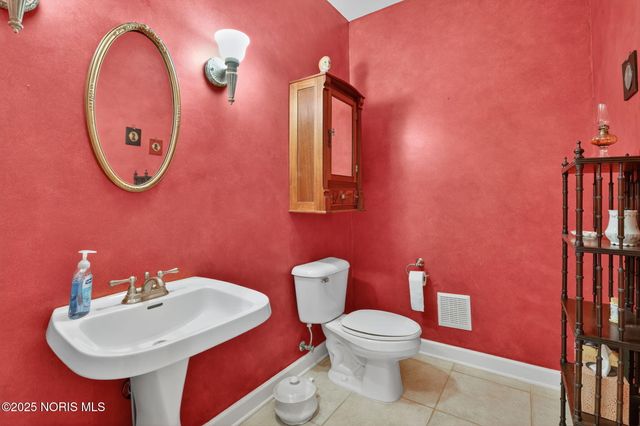 7961 Clover Creek Road, Maumee, OH 43537