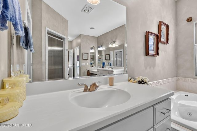 7961 Clover Creek Road, Maumee, OH 43537