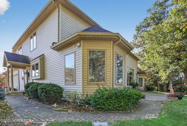 7961 Clover Creek Road, Maumee, OH 43537