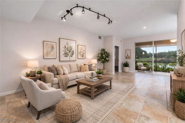 13110 Pebblebrook Point CIR 102, Fort Myers, FL 33905