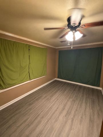 625 Hobson St, Houma, LA 70360