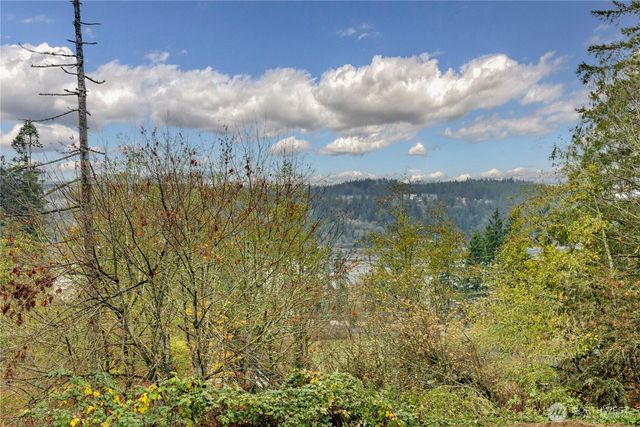 2703 Anderson Hill Road SW, Port Orchard, WA 98367
