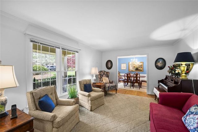 1125 Crest Brook Lane, Roswell, GA 30075