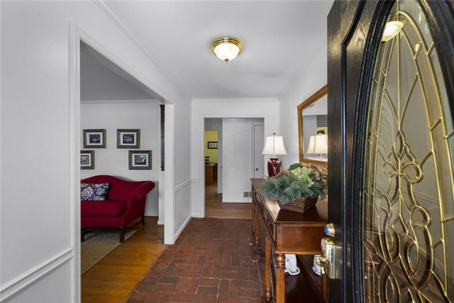 1125 Crest Brook Lane, Roswell, GA 30075