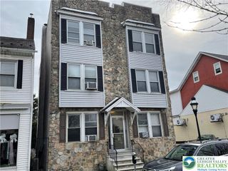 60 East Broad Street 2, Bethlehem City, PA 18018