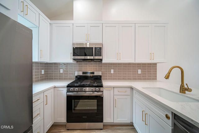 2616 Glendale Boulevard, Los Angeles, CA 90039