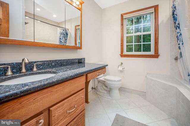 3 FRANKLIN ST, Stafford, VA 22556
