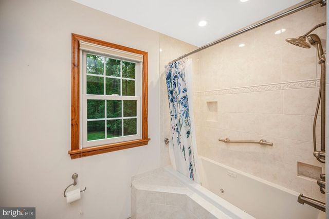 3 FRANKLIN ST, Stafford, VA 22556
