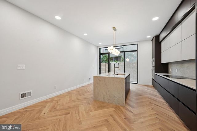 108 N VAN PELT ST, Philadelphia, PA 19103