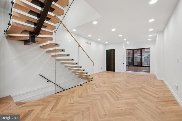 108 N VAN PELT ST, Philadelphia, PA 19103