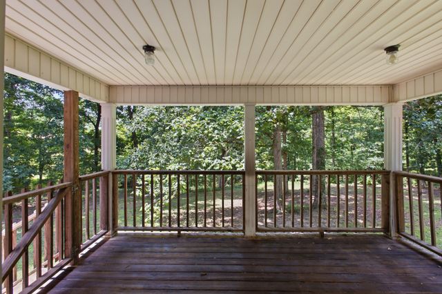 1466 W Grab Creek Rd, Dickson, TN 37055
