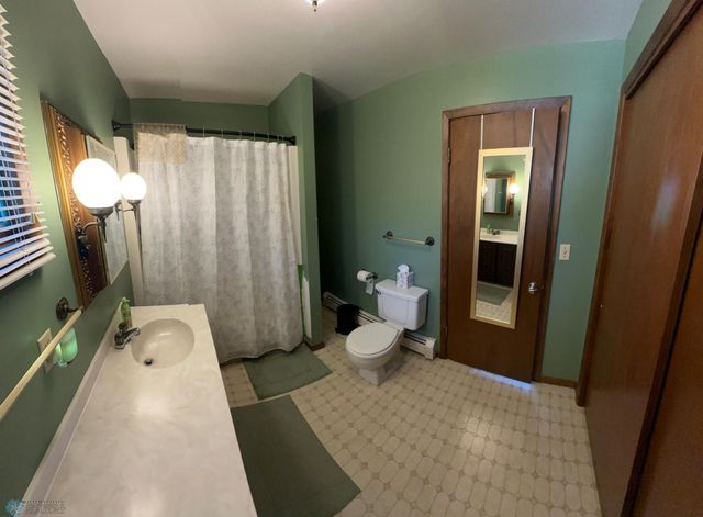 6035 County Rd 3, Walcott, ND 58077