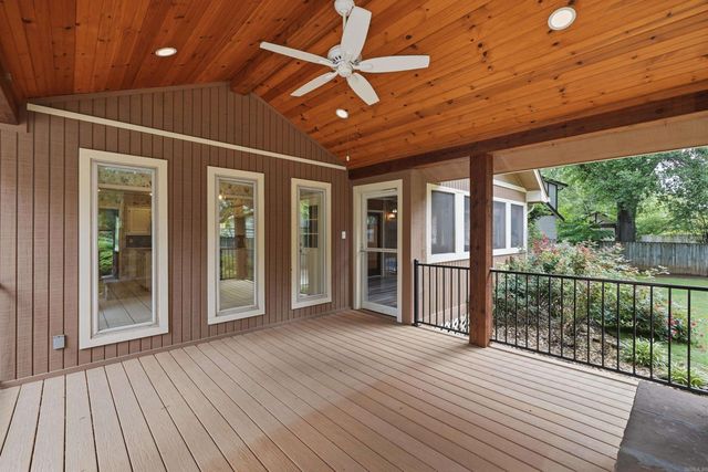 5 BUNKER HILL Street, Conway, AR 72034