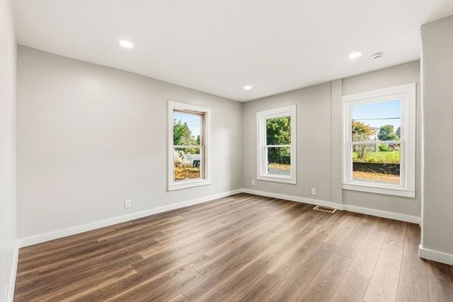 132 Prospect St, Marlborough, MA 01752