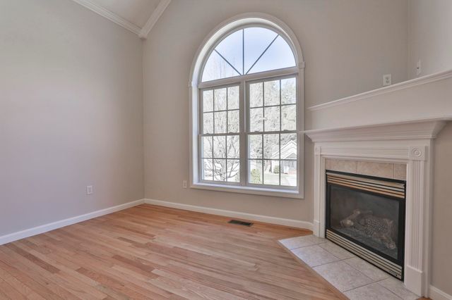 11 Echo Shore Drive, Merrimack, NH 03054