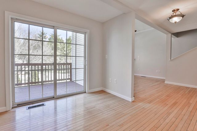 11 Echo Shore Drive, Merrimack, NH 03054