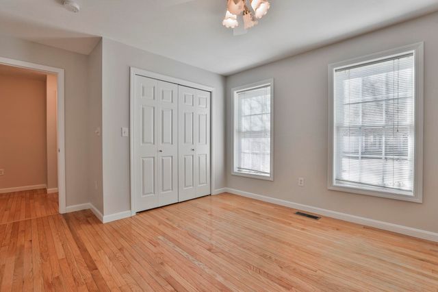 11 Echo Shore Drive, Merrimack, NH 03054