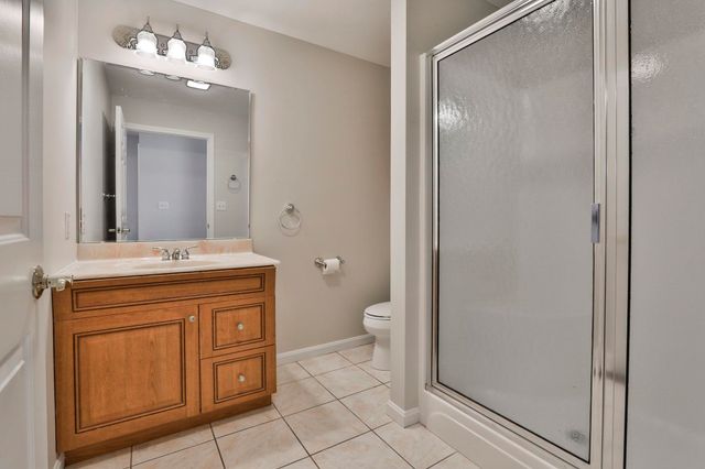 11 Echo Shore Drive, Merrimack, NH 03054