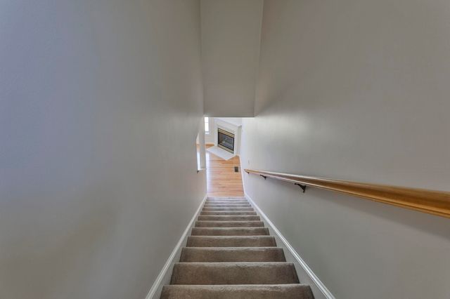 11 Echo Shore Drive, Merrimack, NH 03054