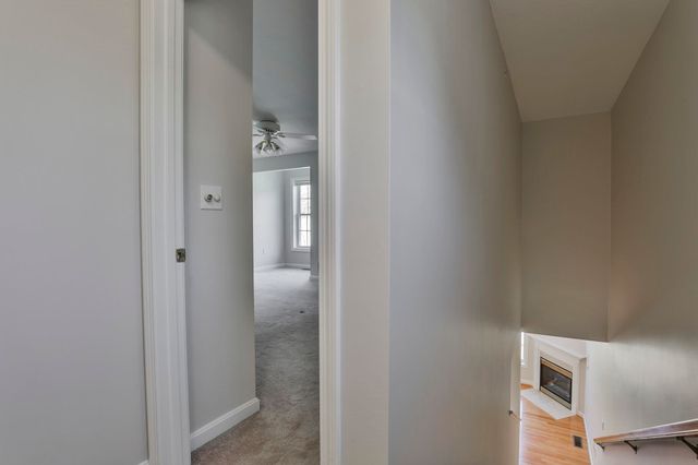 11 Echo Shore Drive, Merrimack, NH 03054