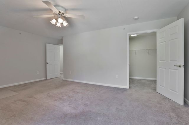 11 Echo Shore Drive, Merrimack, NH 03054