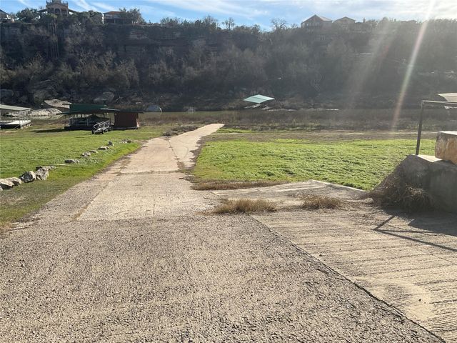 1909 Performer RD, Spicewood, TX 78669