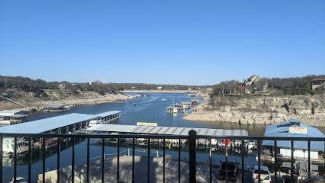 1909 Performer RD, Spicewood, TX 78669