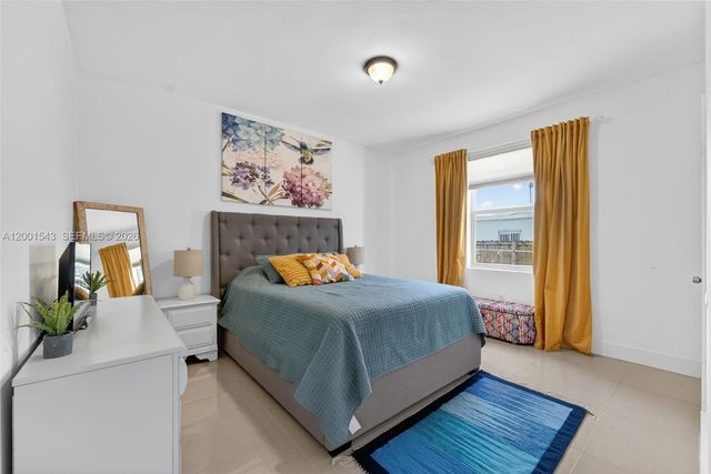 1960 NW 24th Ct, Miami, FL 33125