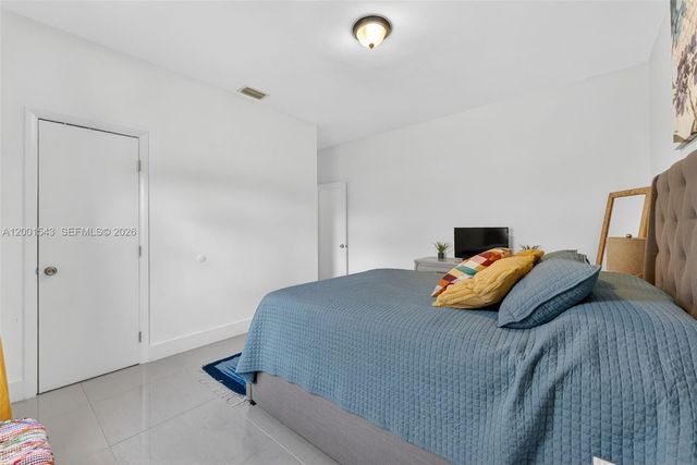 1960 NW 24th Ct, Miami, FL 33125