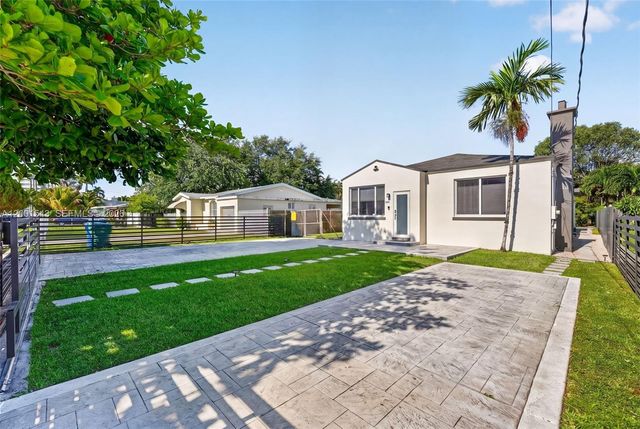 1960 NW 24th Ct, Miami, FL 33125