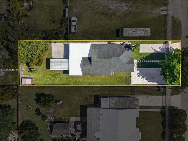 1960 NW 24th Ct, Miami, FL 33125