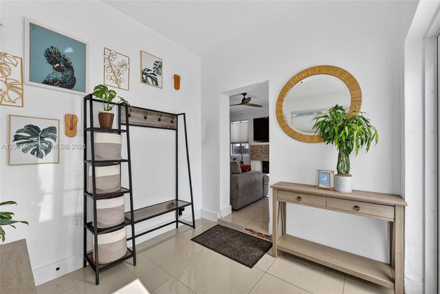 1960 NW 24th Ct, Miami, FL 33125