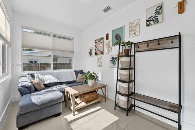 1960 NW 24th Ct, Miami, FL 33125