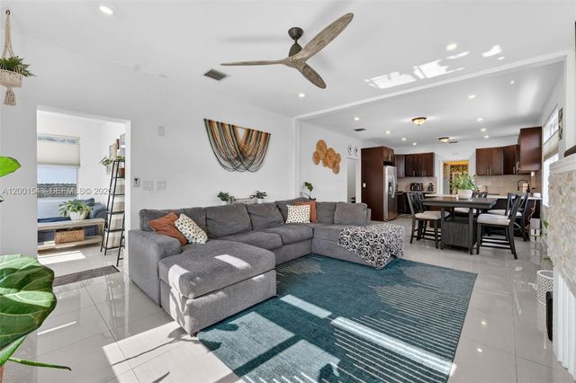 1960 NW 24th Ct, Miami, FL 33125