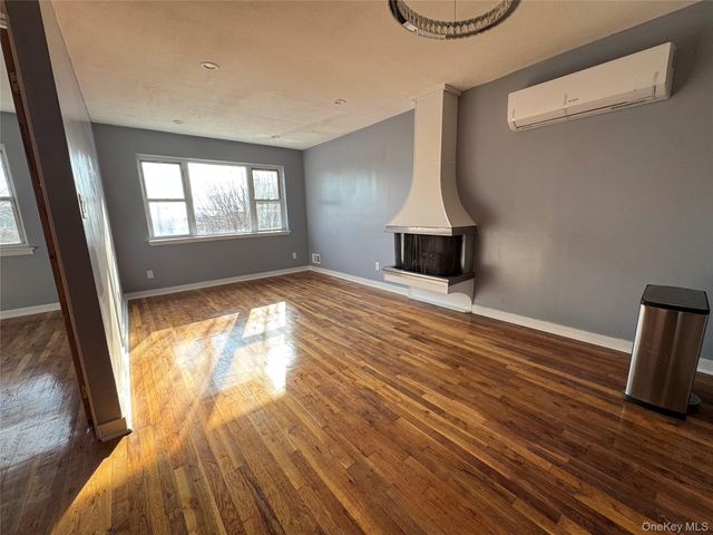 74-09 85th Road 2, Woodhaven, NY 11421