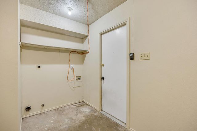 8102 TUSCARORA TRL A, Austin, TX 78729