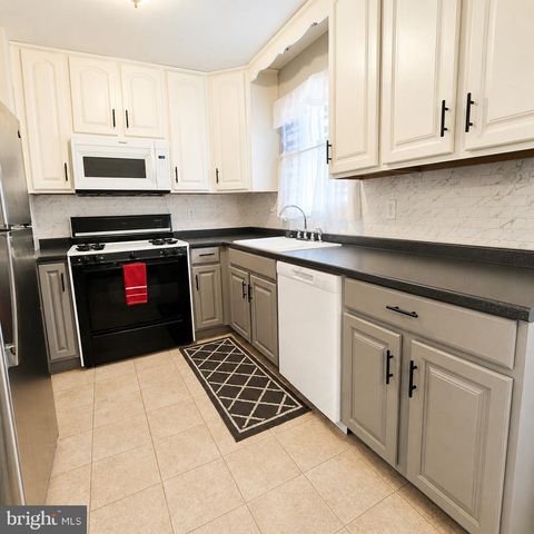 48 JOHN COLLINS CIR, Dover, DE 19904