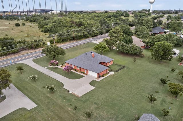 611 N Fm Road 740, Forney, TX 75126