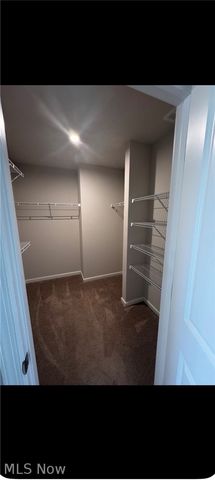 4045 N Steels Circle, Cuyahoga Falls, OH 44224