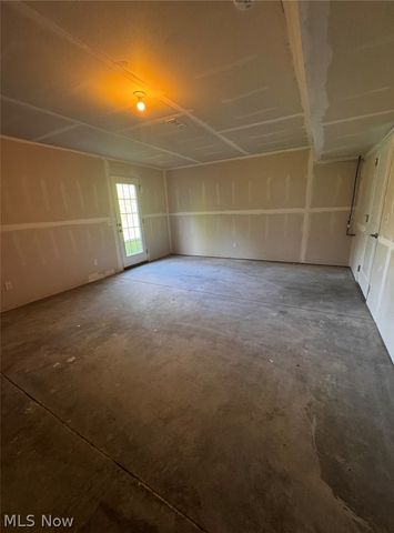 4045 N Steels Circle, Cuyahoga Falls, OH 44224