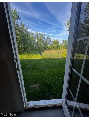 4045 N Steels Circle, Cuyahoga Falls, OH 44224