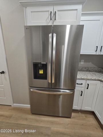 215 E Brown St, Elizabethtown, KY 42701