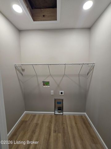 215 E Brown St, Elizabethtown, KY 42701