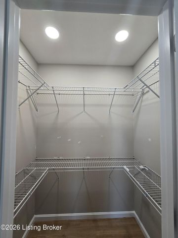 215 E Brown St, Elizabethtown, KY 42701