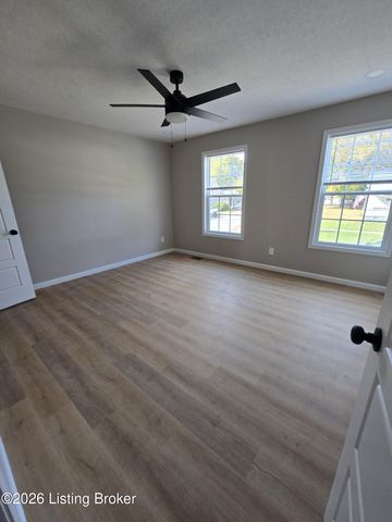 215 E Brown St, Elizabethtown, KY 42701