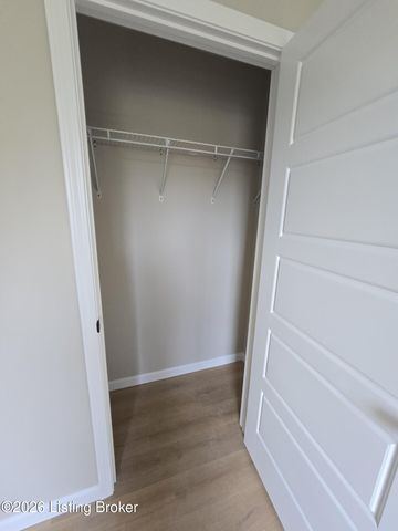 215 E Brown St, Elizabethtown, KY 42701